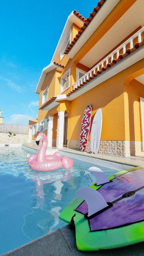 ホテル Tika Surf Camp Ericeira Carvoeira エクステリア 写真
