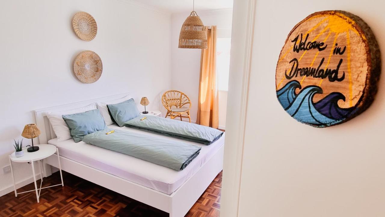 ホテル Tika Surf Camp Ericeira Carvoeira エクステリア 写真