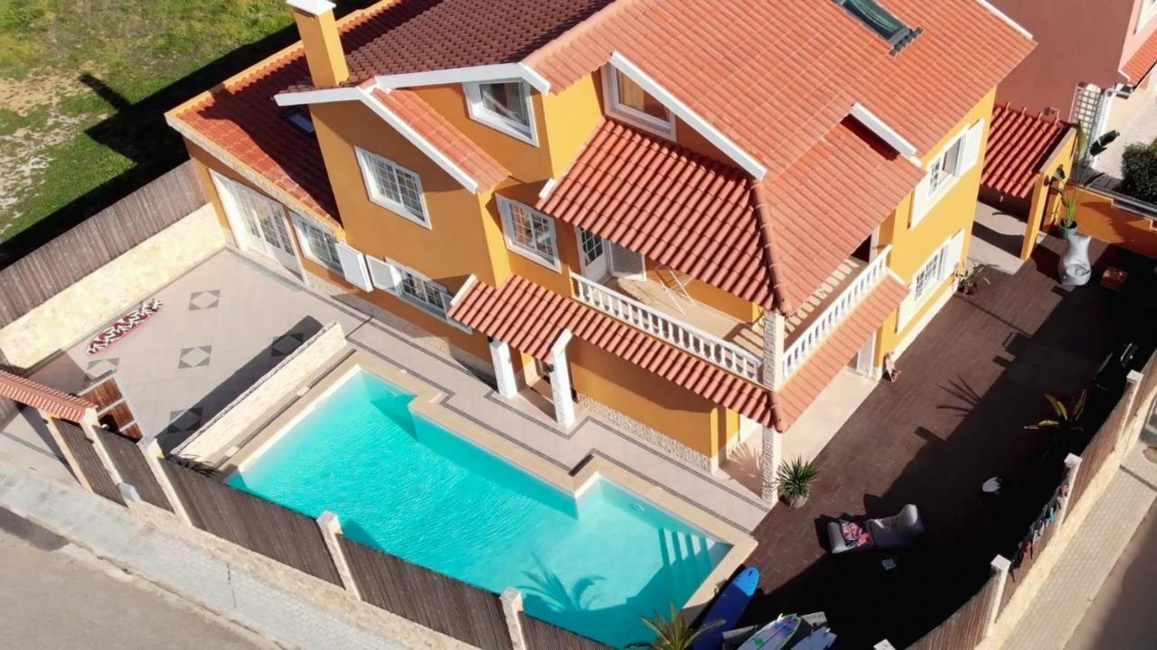 ホテル Tika Surf Camp Ericeira Carvoeira エクステリア 写真