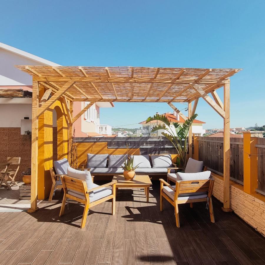 ホテル Tika Surf Camp Ericeira Carvoeira エクステリア 写真